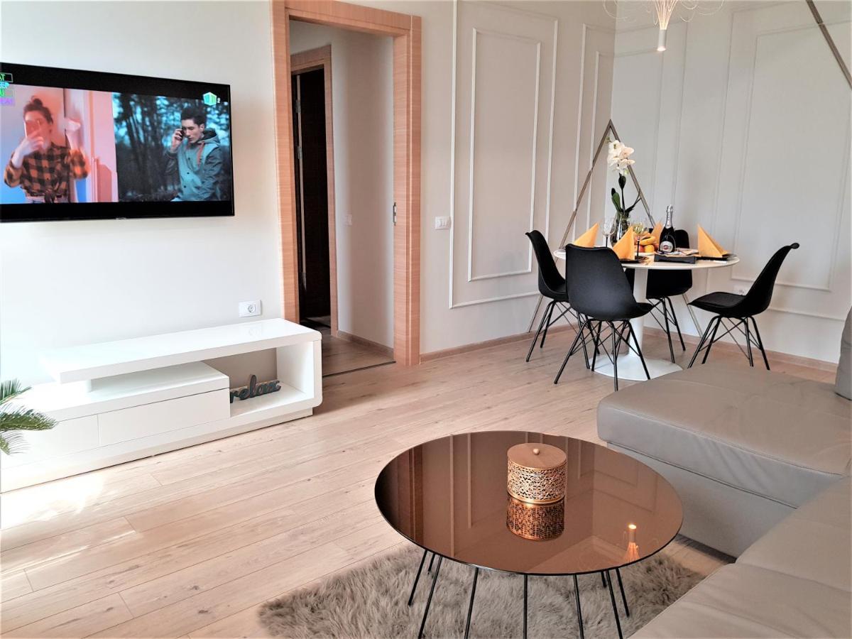 Evy Deluxe Apartment Mamaia Luaran gambar