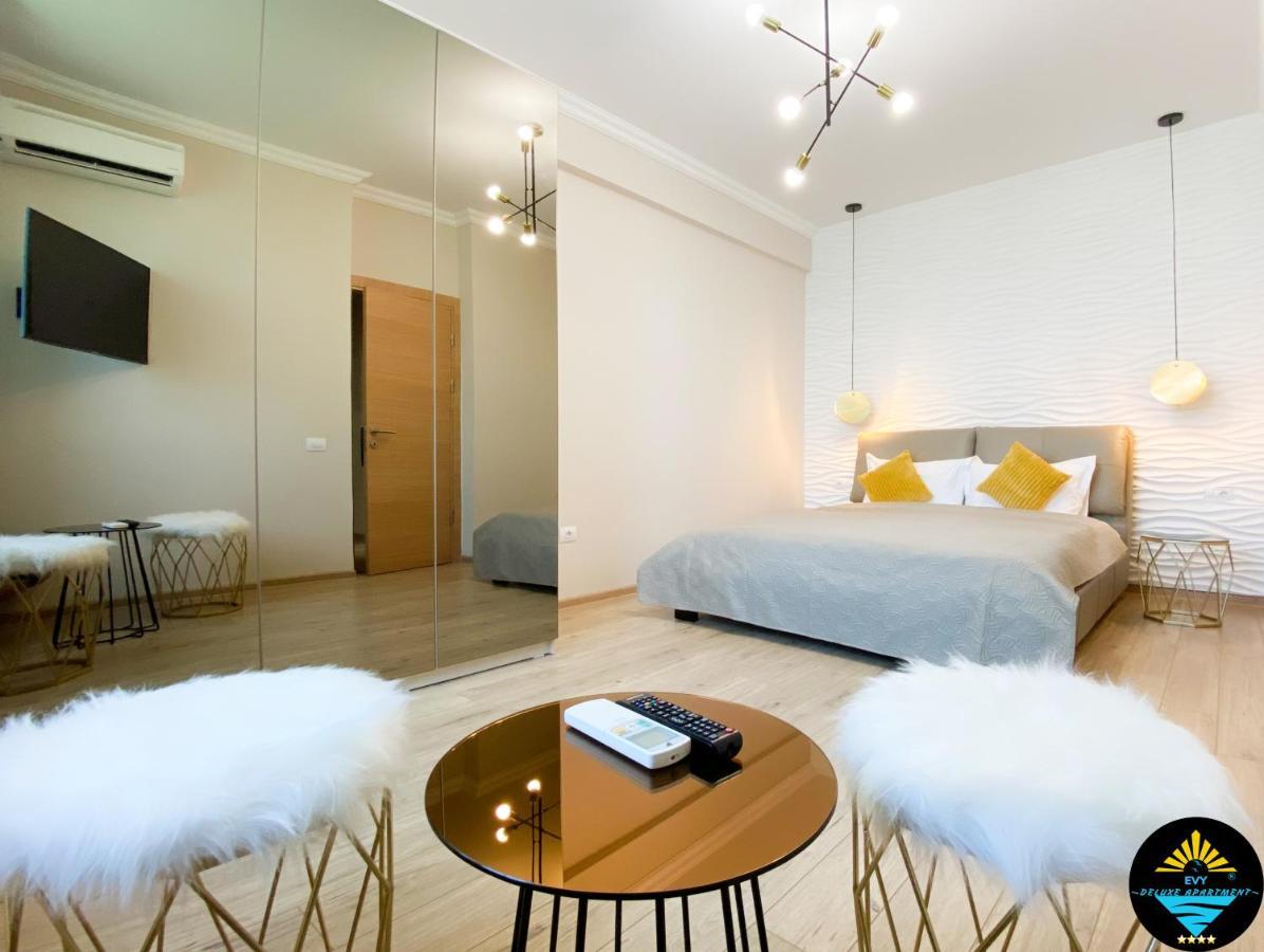 Evy Deluxe Apartment Mamaia Luaran gambar