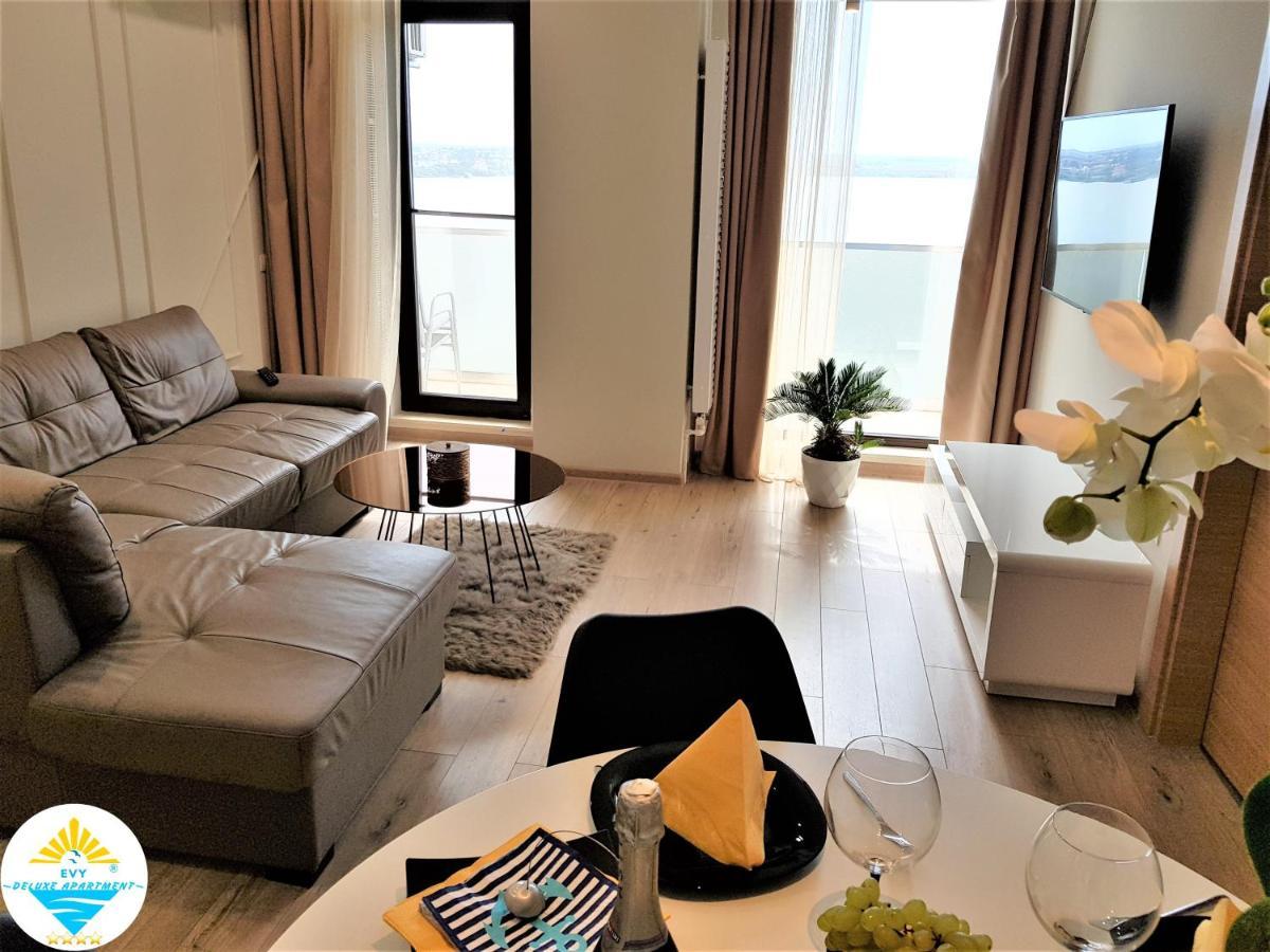 Evy Deluxe Apartment Mamaia Luaran gambar