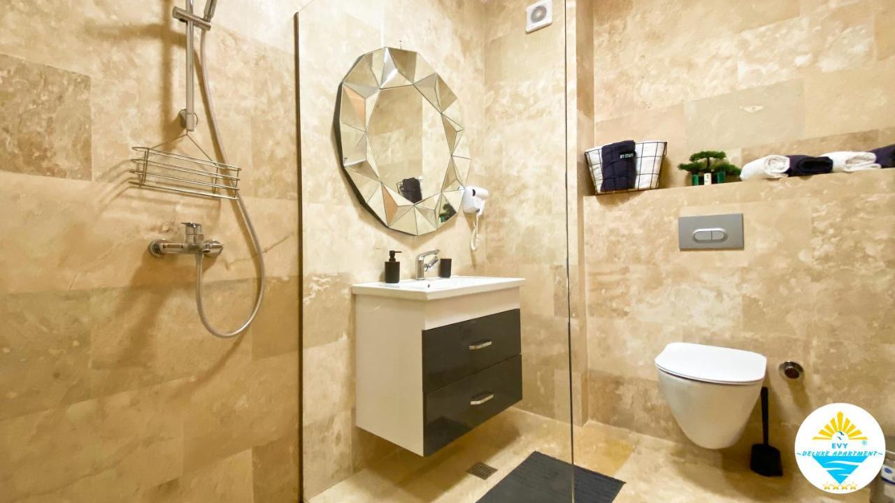 Evy Deluxe Apartment Mamaia Luaran gambar